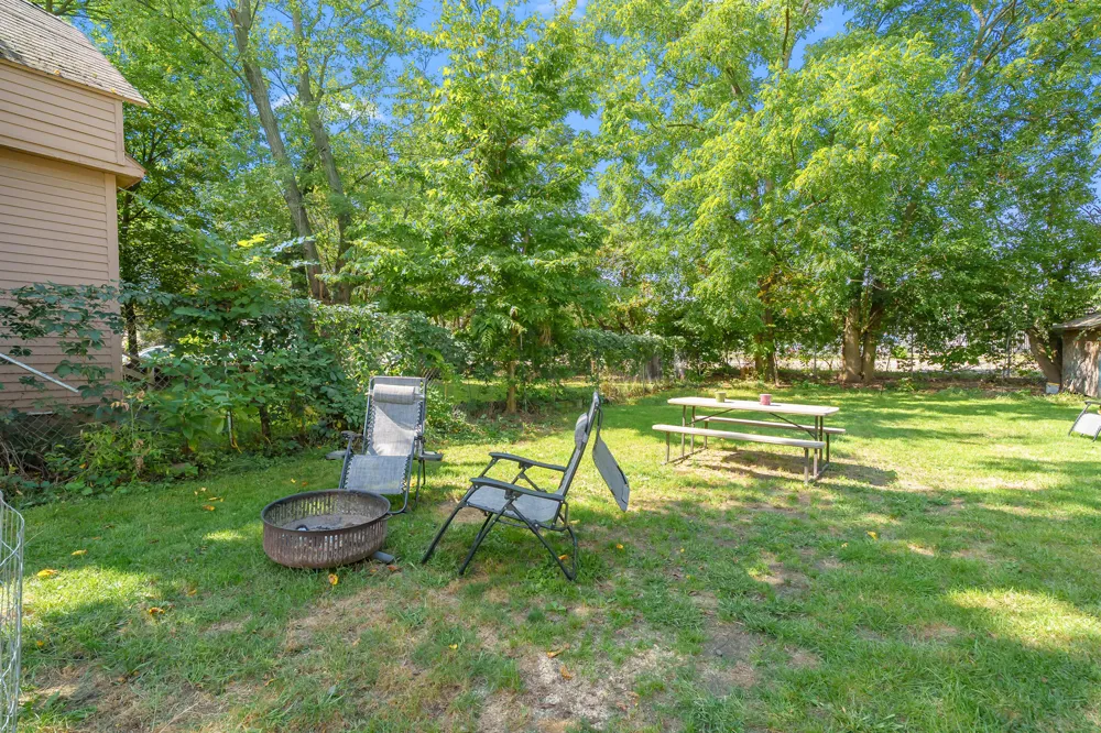 829 Simpson Street Kalamazoo, MI 49007