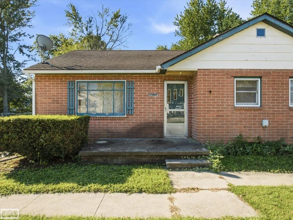 36066 Bartell Street Richmond City, MI 48062