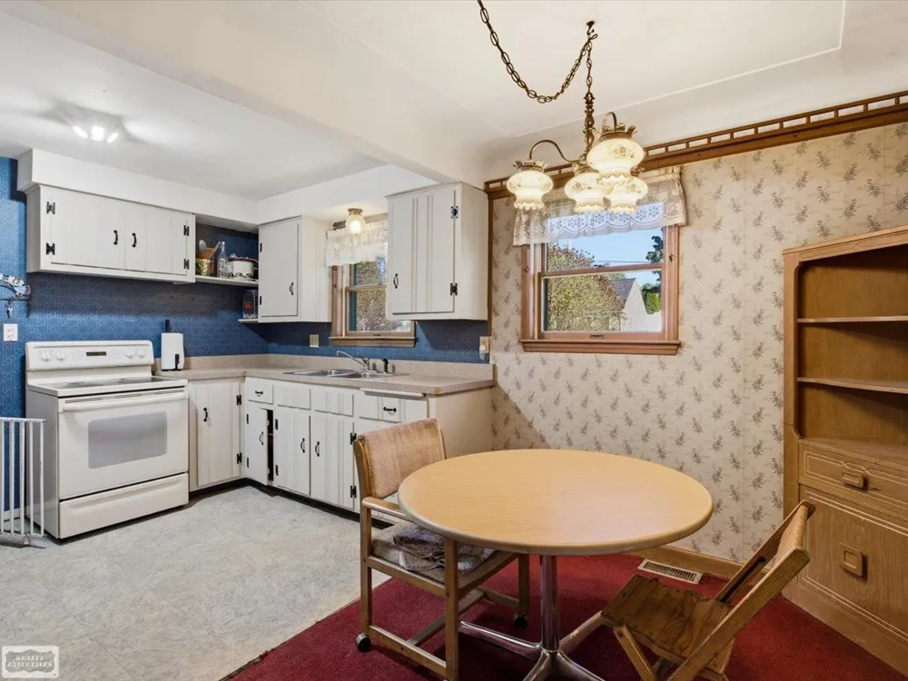 36066 Bartell Street Richmond City, MI 48062