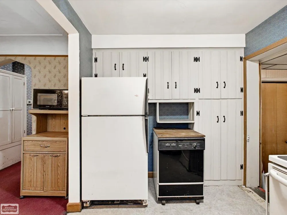 36066 Bartell Street Richmond City, MI 48062