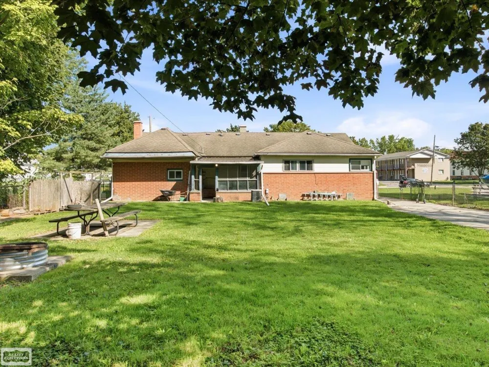 36066 Bartell Street Richmond City, MI 48062