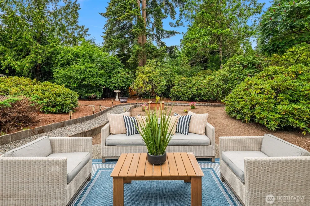 14213 143rd Avenue SE Renton, WA 98059