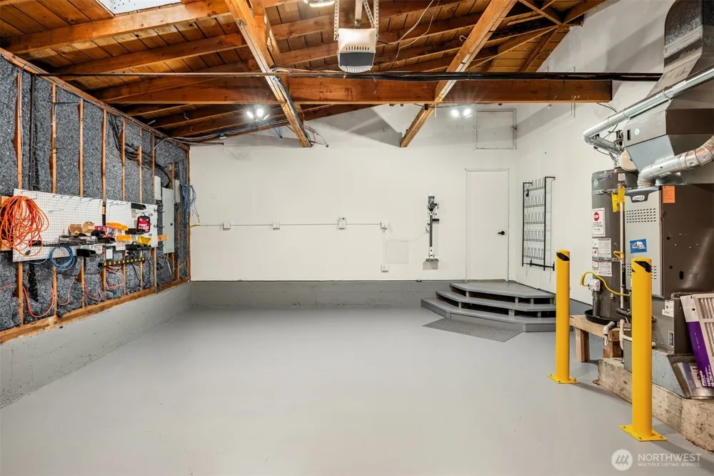 14213 143rd Avenue SE Renton, WA 98059