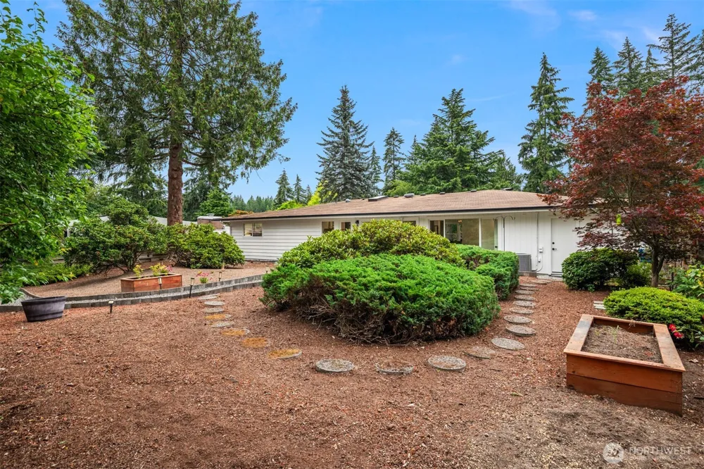 14213 143rd Avenue SE Renton, WA 98059
