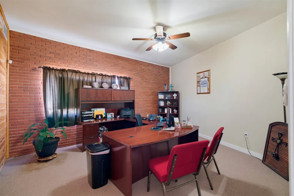 123 W Cameron Avenue Rockdale, TX 76567