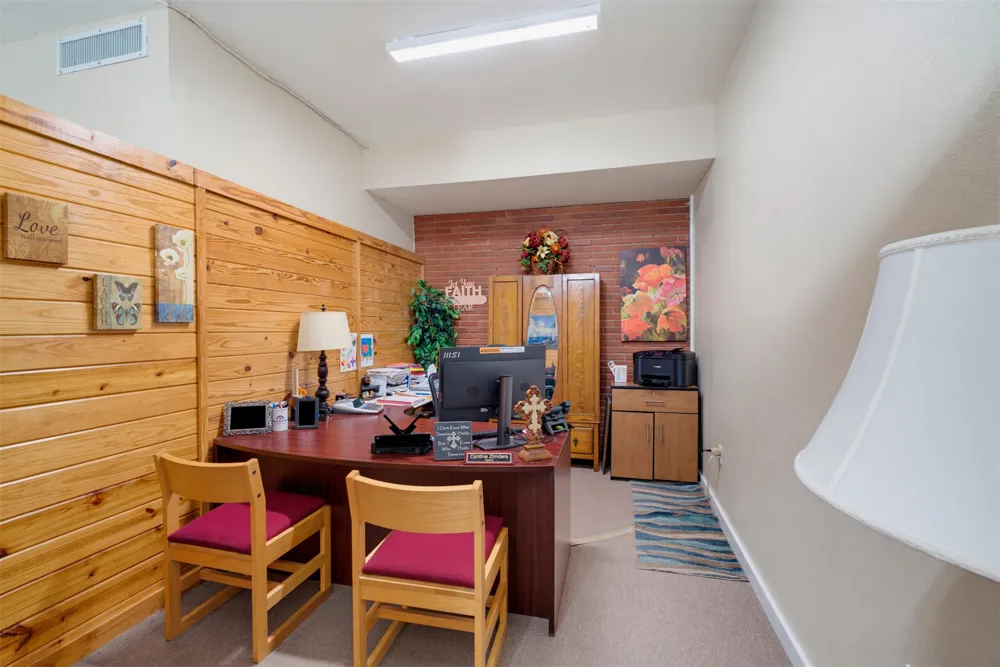 123 W Cameron Avenue Rockdale, TX 76567