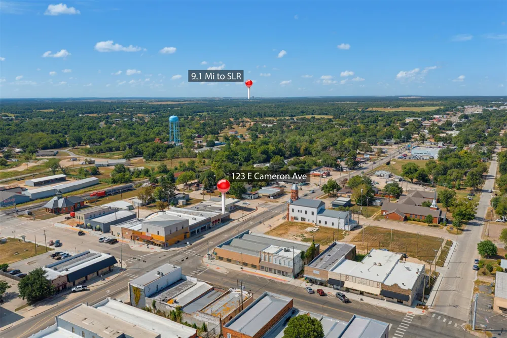 123 W Cameron Avenue Rockdale, TX 76567