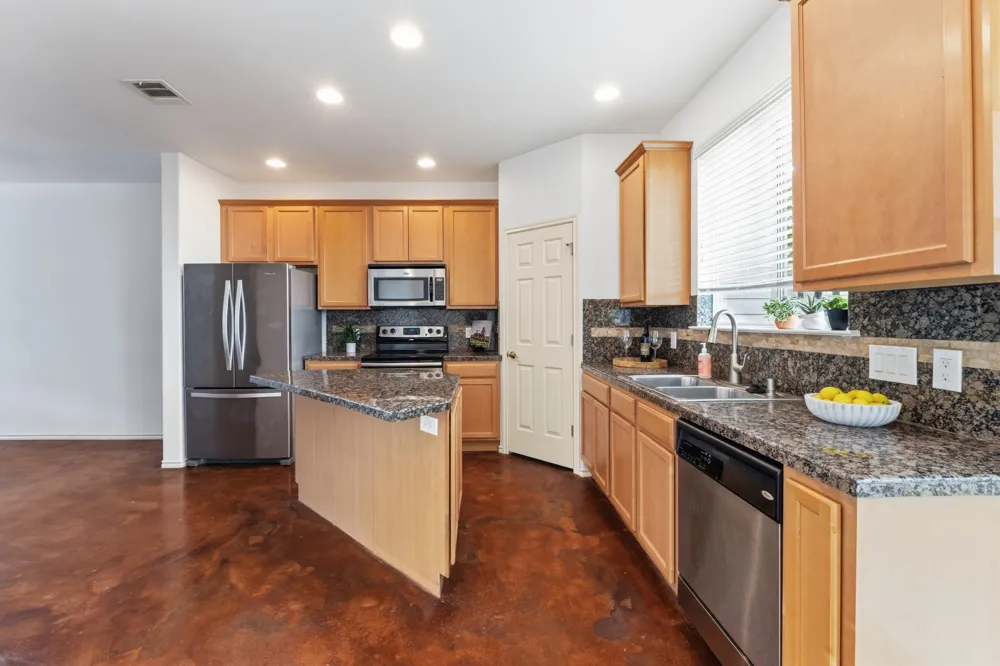 512 Eberhart Lane #1905 Austin, TX 78745