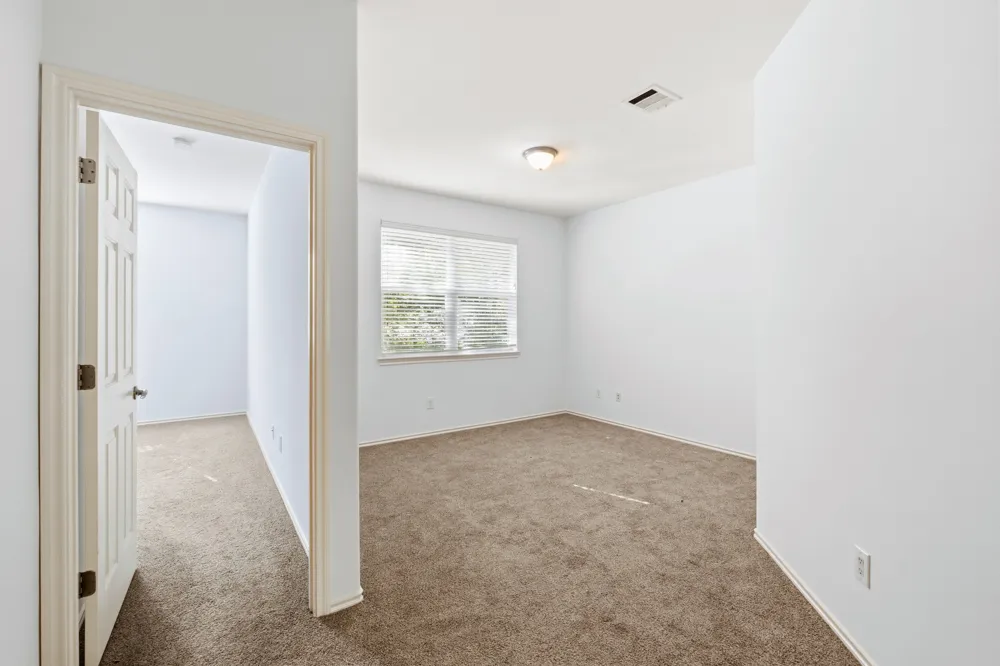512 Eberhart Lane #1905 Austin, TX 78745