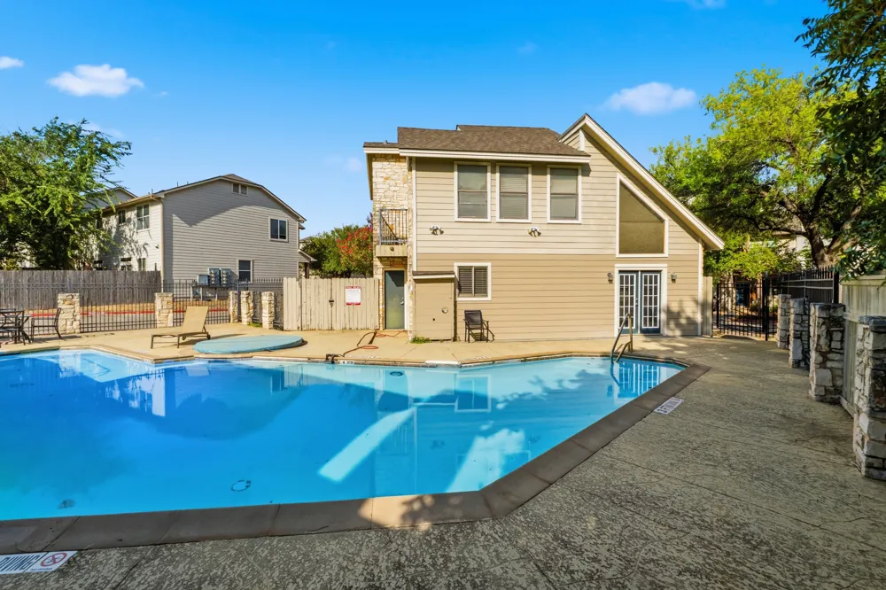 512 Eberhart Lane #1905 Austin, TX 78745