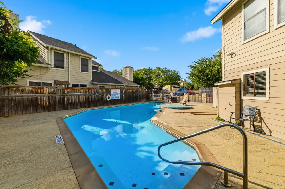 512 Eberhart Lane #1905 Austin, TX 78745