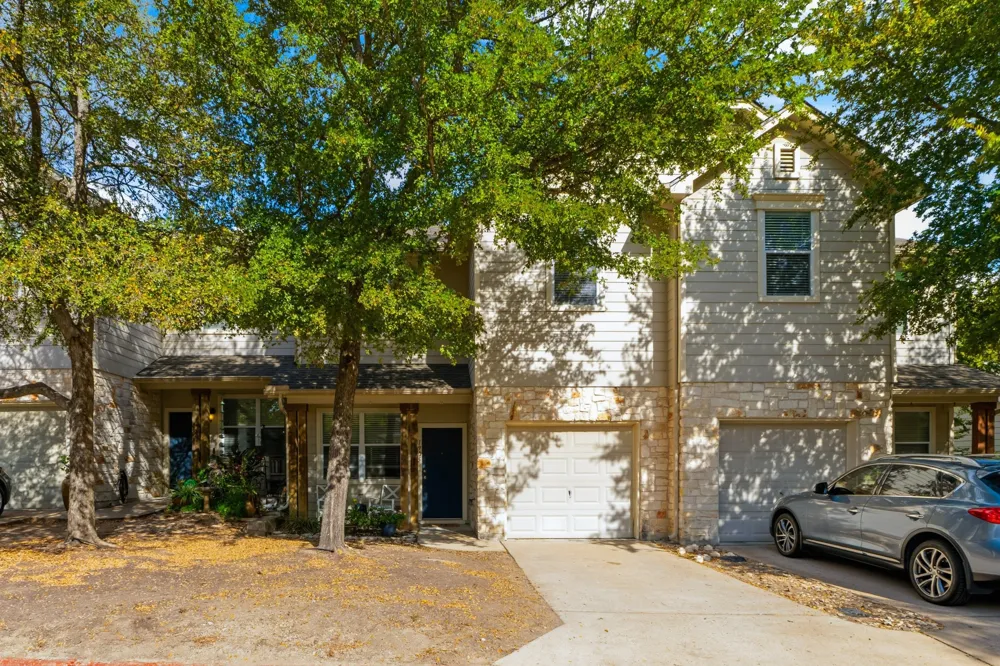 512 Eberhart Lane #1905 Austin, TX 78745