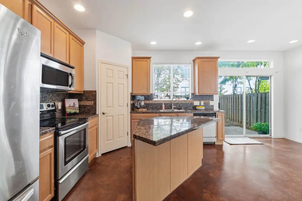512 Eberhart Lane #1905 Austin, TX 78745