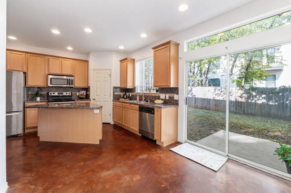 512 Eberhart Lane #1905 Austin, TX 78745