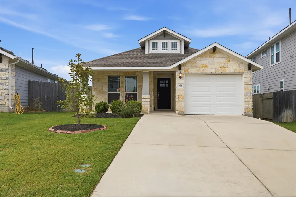 321 Gaida Loop Georgetown, TX 78628