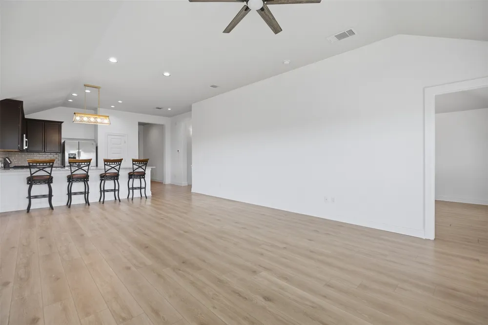 321 Gaida Loop Georgetown, TX 78628