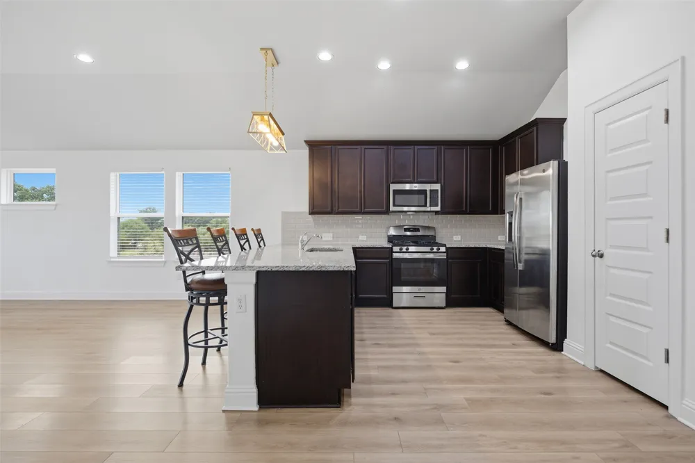 321 Gaida Loop Georgetown, TX 78628