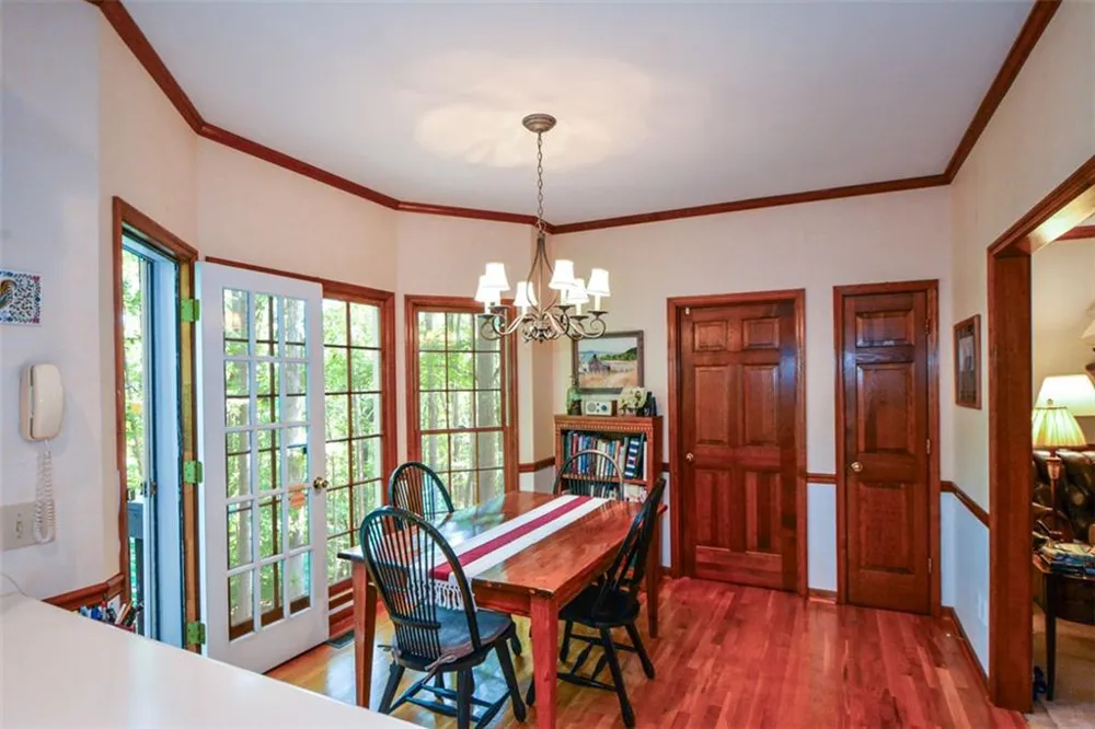 3515 Stone Cliff Way Woodstock, GA 30189