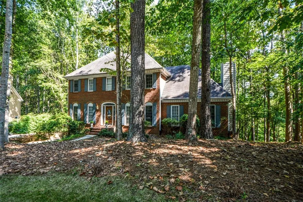 3515 Stone Cliff Way Woodstock, GA 30189