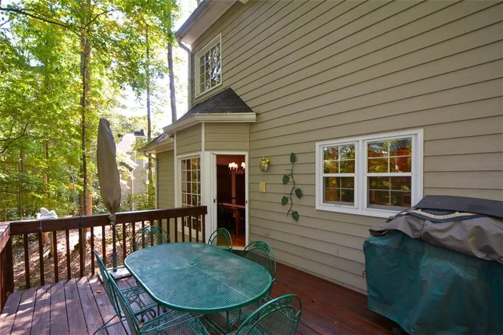 3515 Stone Cliff Way Woodstock, GA 30189