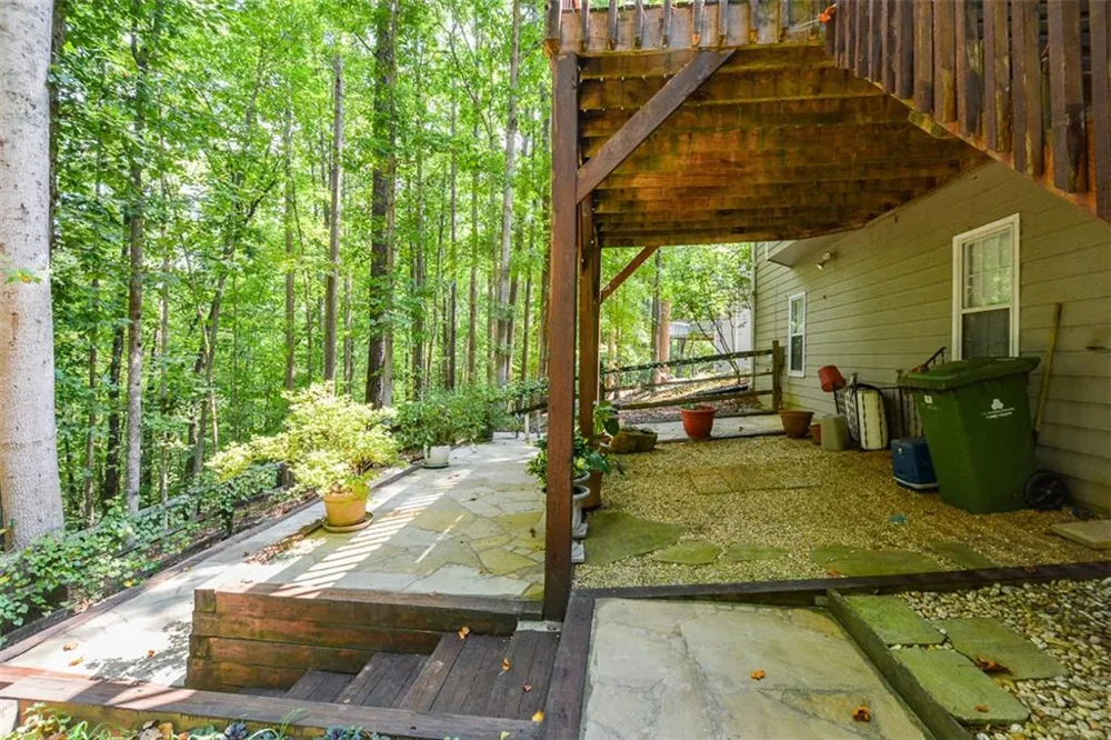3515 Stone Cliff Way Woodstock, GA 30189