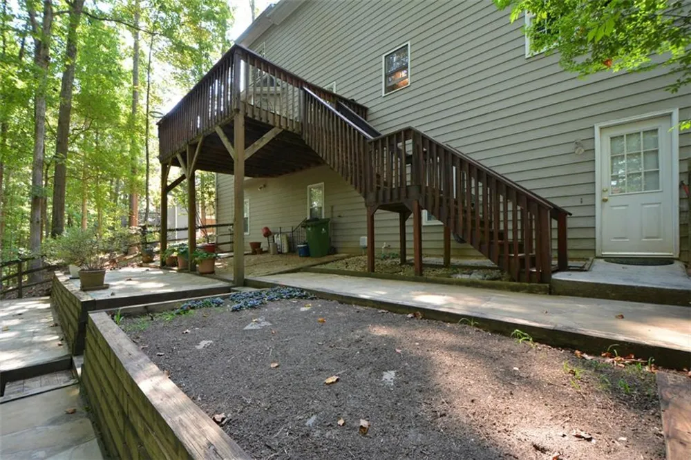 3515 Stone Cliff Way Woodstock, GA 30189