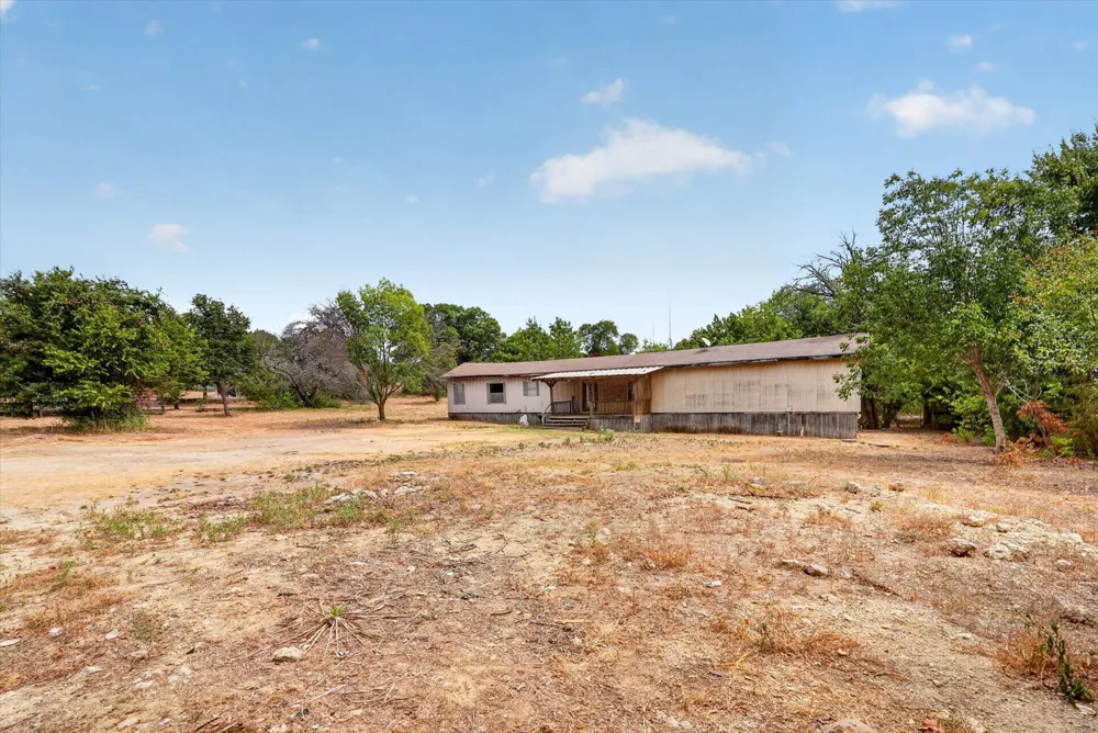 460 Valley View Drive Azle, TX 76020