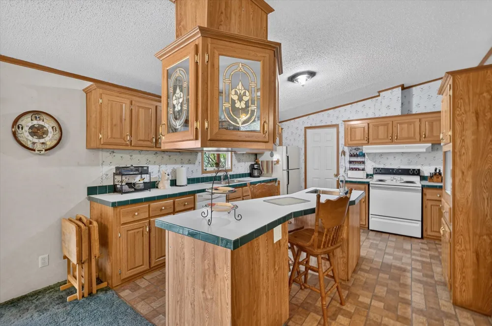 460 Valley View Drive Azle, TX 76020