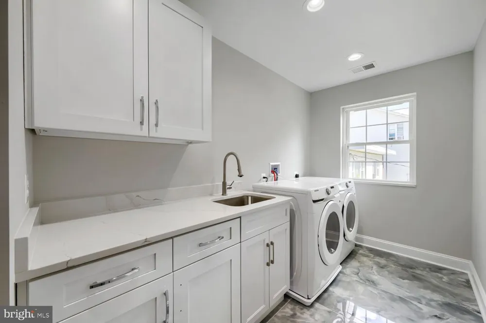 4003 GLEN AVENUE Baltimore, MD 21215