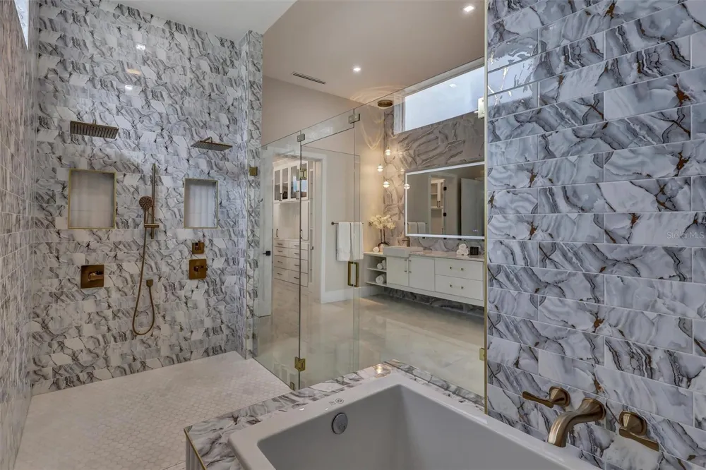 1002 COYOTE CREEK WAY Reunion, FL 34747