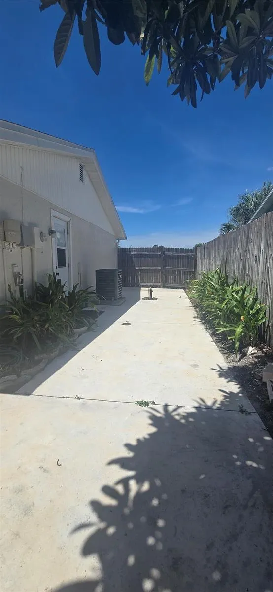 6954 STONE ROAD Port Richey, FL 34668