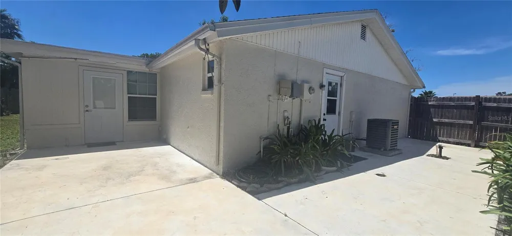 6954 STONE ROAD Port Richey, FL 34668