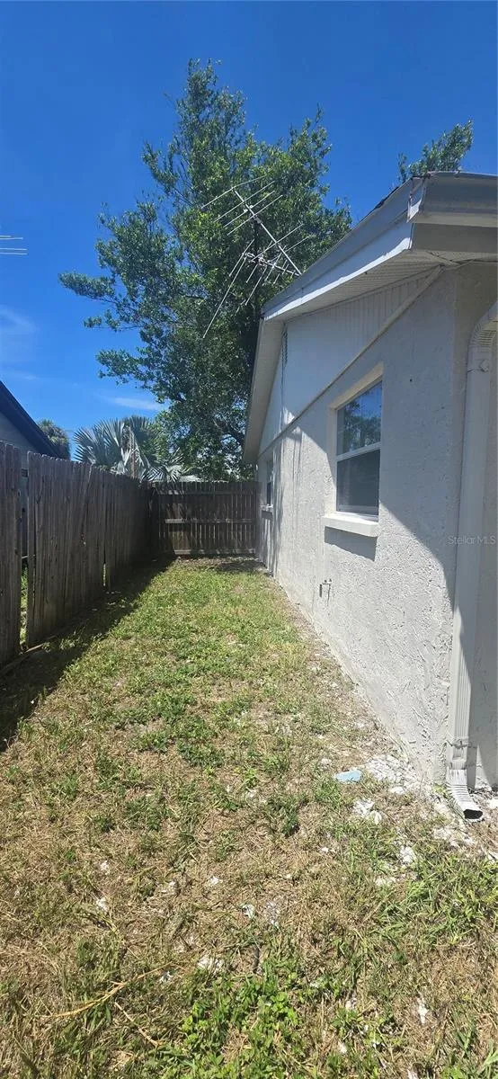 6954 STONE ROAD Port Richey, FL 34668