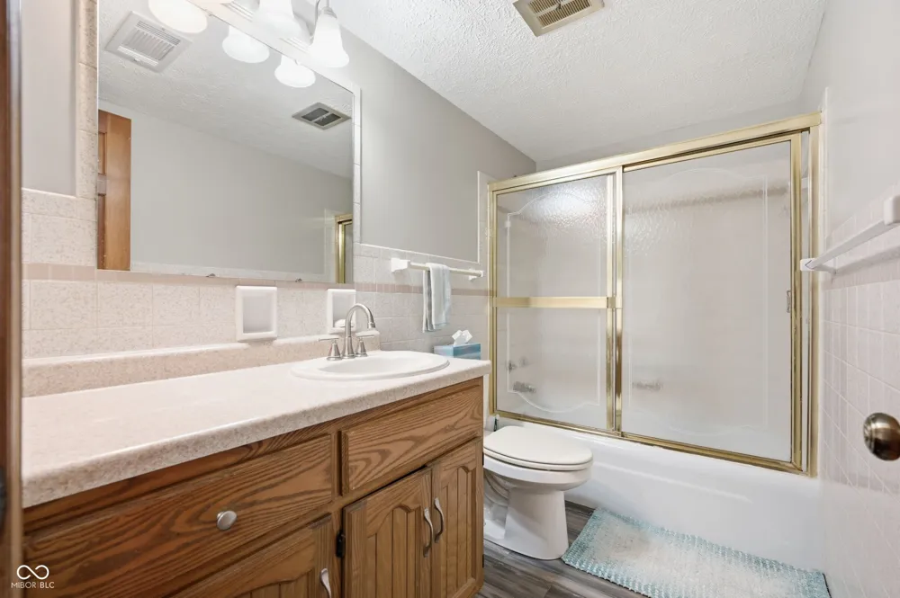 320 Elmead Court #2001 Greenwood, IN 46142