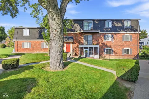 320 Elmead Court #2001