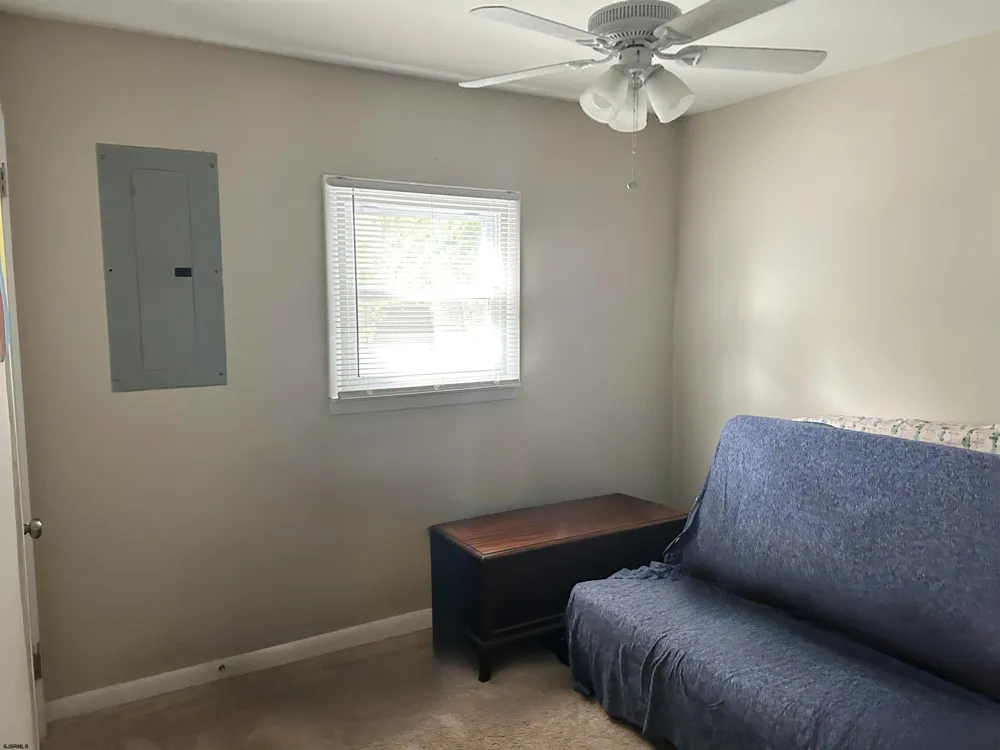 6 Locust Ave Northfield, NJ 08225