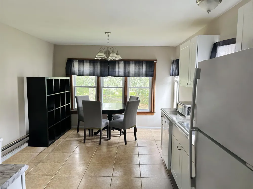 6 Locust Ave Northfield, NJ 08225