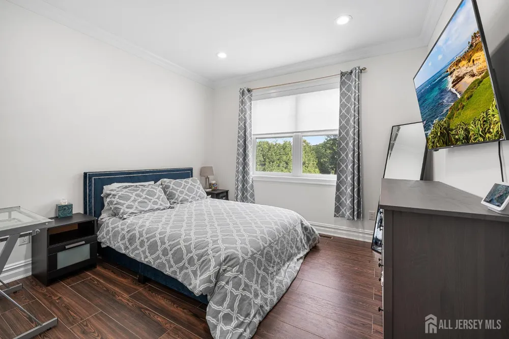 129 MCCORMICK AVENUE S Old Bridge, NJ 08857