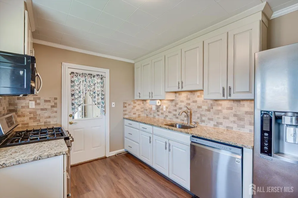 37 Kate Terrace Piscataway, NJ 08854