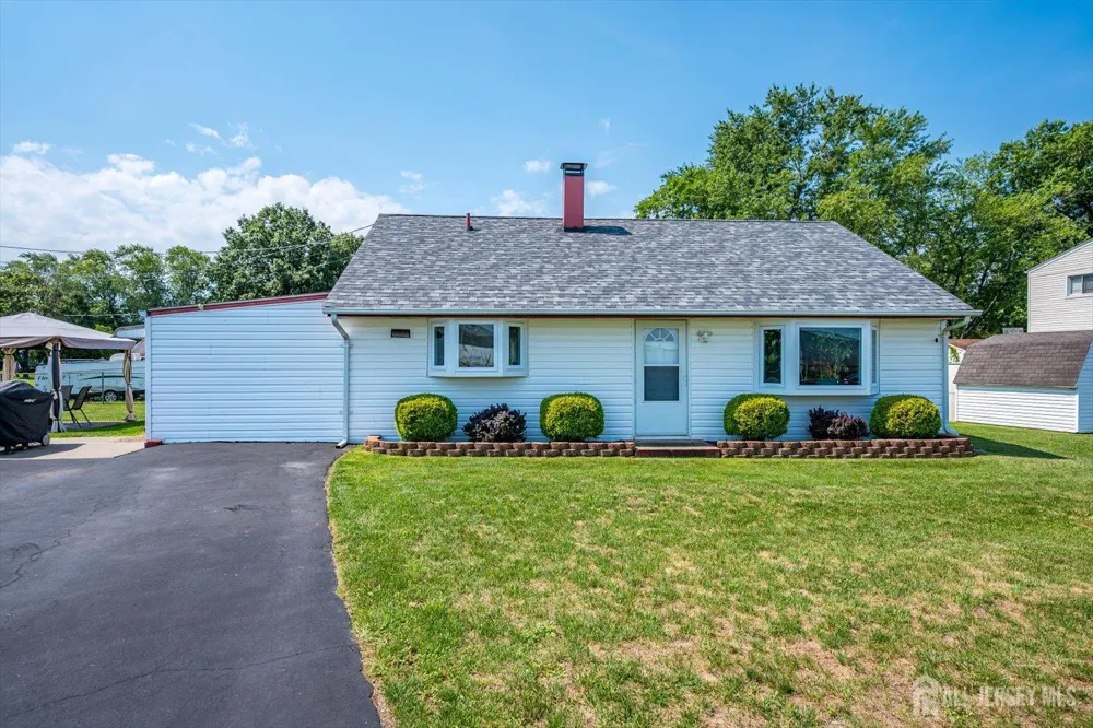 37 Kate Terrace Piscataway, NJ 08854