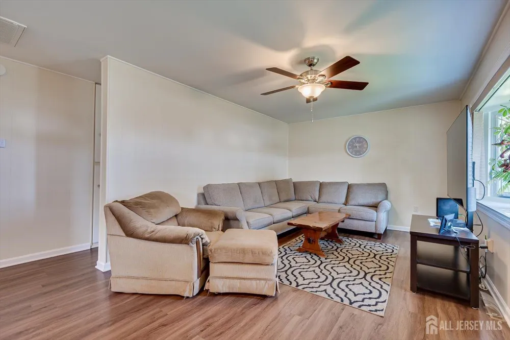 37 Kate Terrace Piscataway, NJ 08854