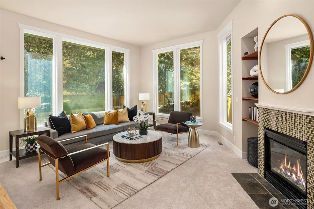 4600 Green Lake Way Seattle, WA 98103