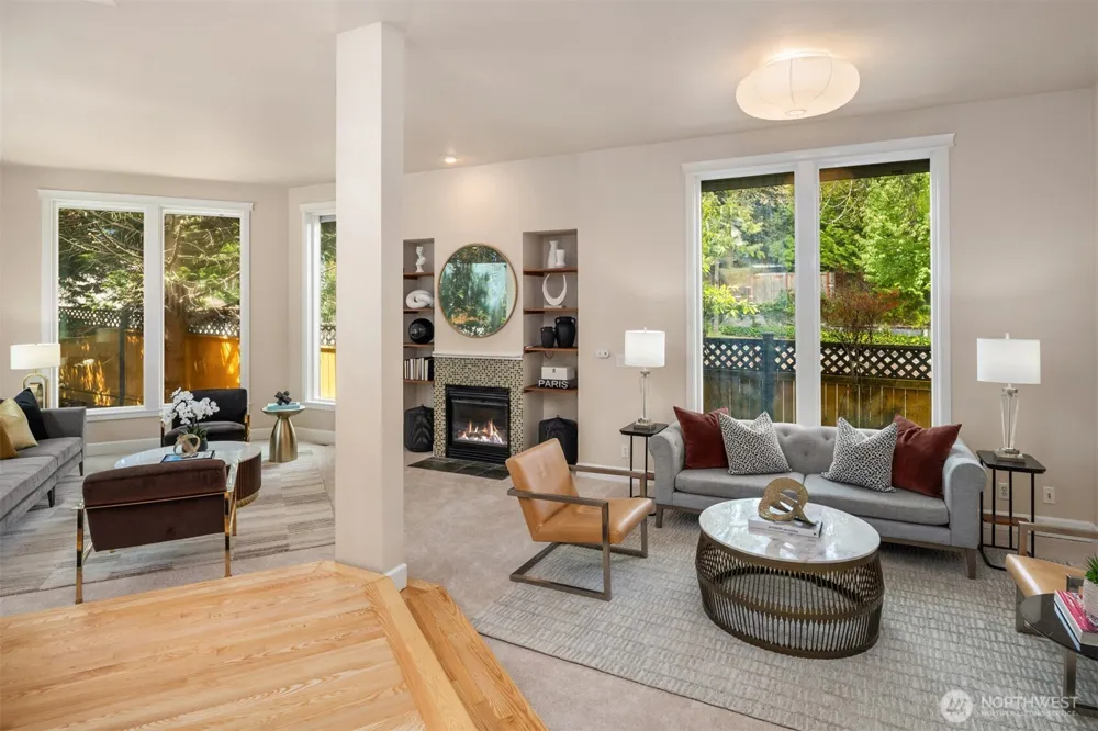 4600 Green Lake Way Seattle, WA 98103