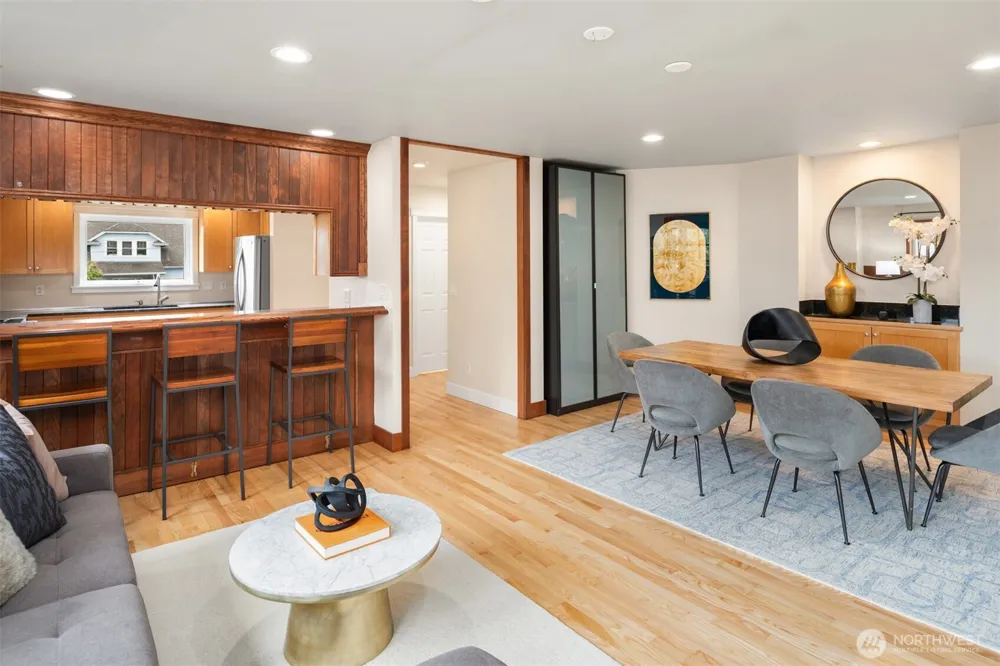 4600 Green Lake Way Seattle, WA 98103