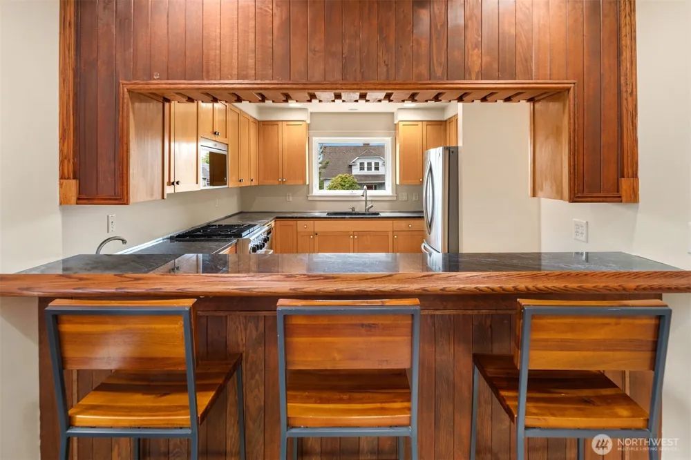 4600 Green Lake Way Seattle, WA 98103
