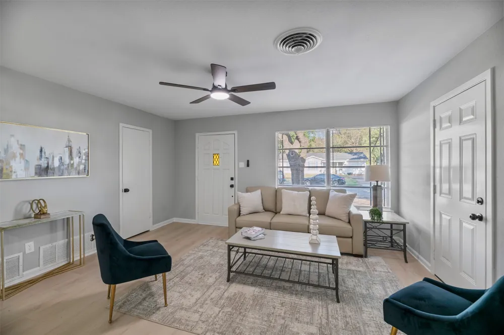 414 Freestone Drive Euless, TX 76039
