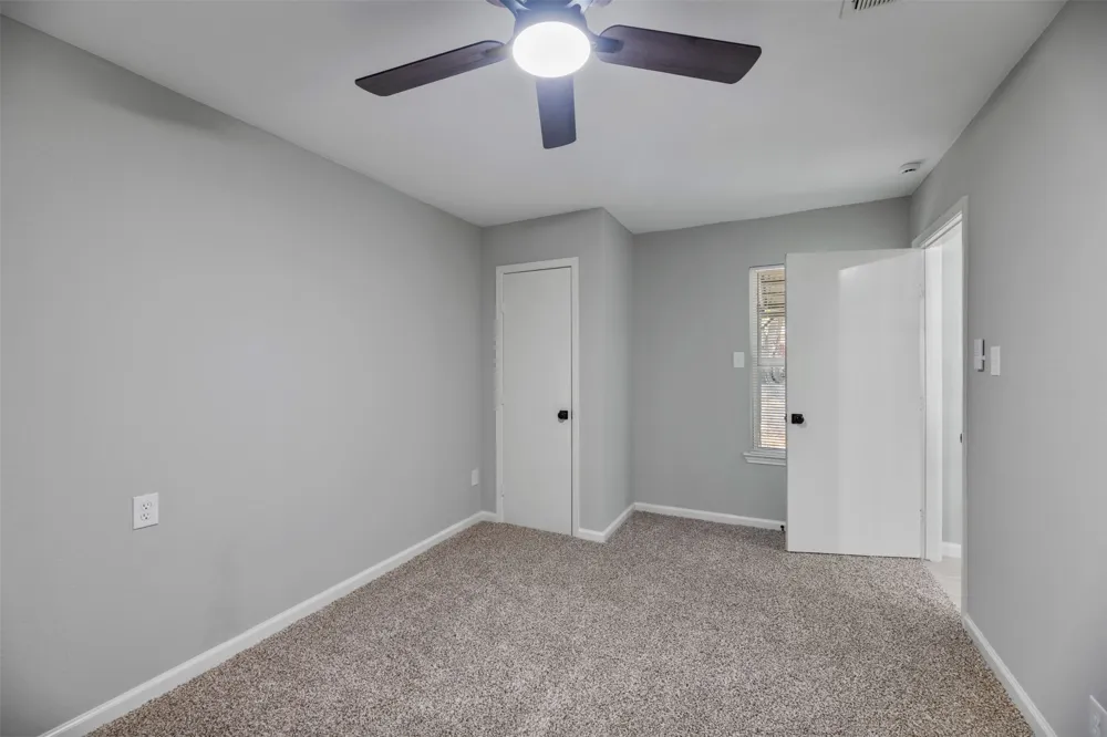 414 Freestone Drive Euless, TX 76039