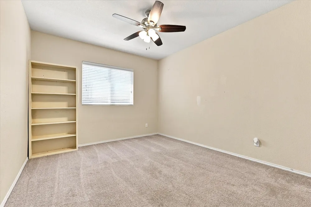 2113 Danibelle Drive Heartland, TX 75126