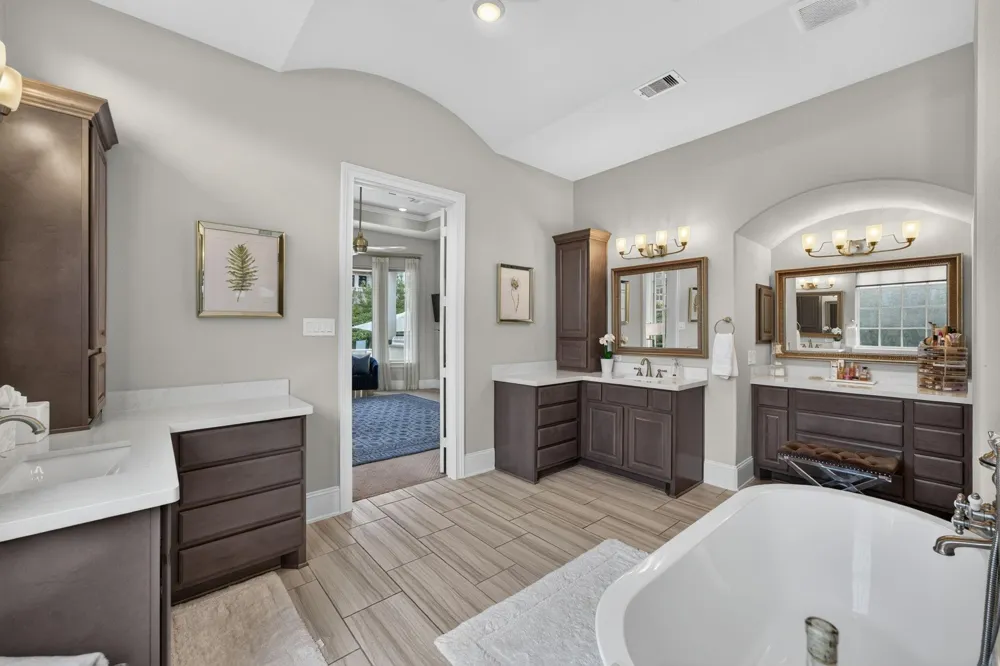202 S Thatcher Bend Circle The Woodlands, TX 77389