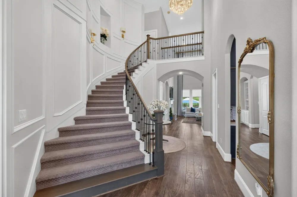 202 S Thatcher Bend Circle The Woodlands, TX 77389